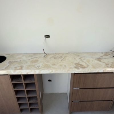 White Agate Onyx Slabs in Sydney, Kitchen Benchtops & Splashbacks